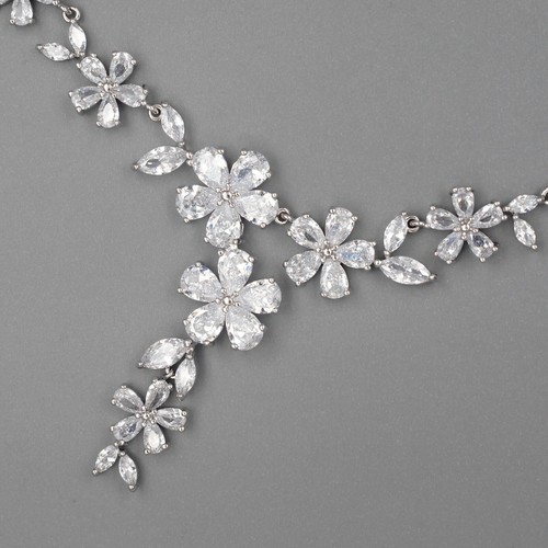 Conjunto de joyas de boda para mujer collar de circonitas cúbicas transparentes pendientes flor 5 - Imagen 3 de 8