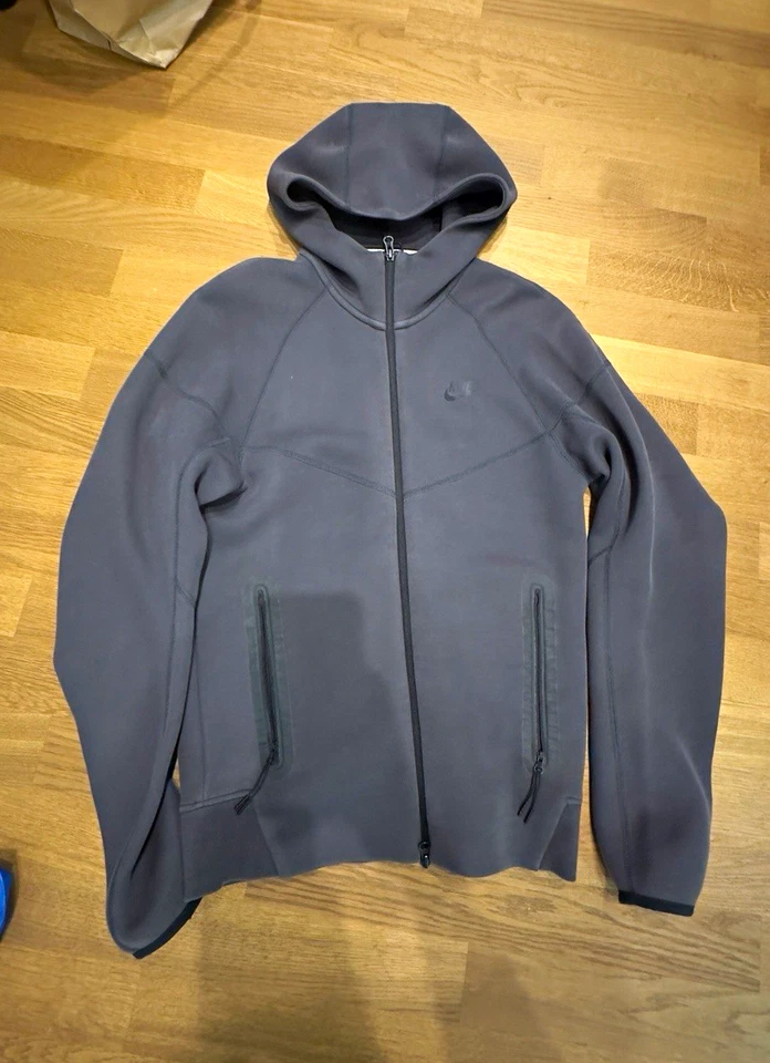 Nike Tech Fleece, Foto 1 von 4