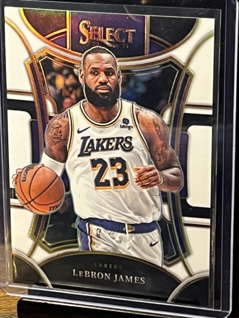 2023-24 Panini Select #335 LeBron James White Mezzanine Prizms #127/149 Fresh!