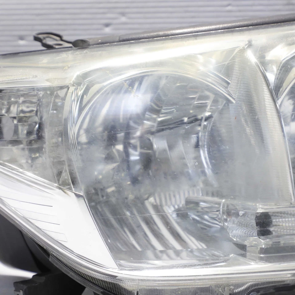 Оригинальная правосторонняя галогенная фара в сборе для Toyota Land Cruiser 2009–2012 годов выпуска - Изображение 4 из 4