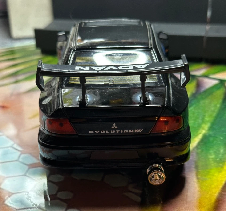 BOLEY 1/24 XTUNER MITSUBISHI LANCER EVO IX Underglow Lights Trust HKS librea Foto 3 de 4