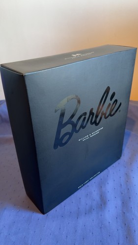 2012 Barbie & Ken / Prince William & Princess Kate Royal Wedding Gold Label Mint - Picture 5 of 6