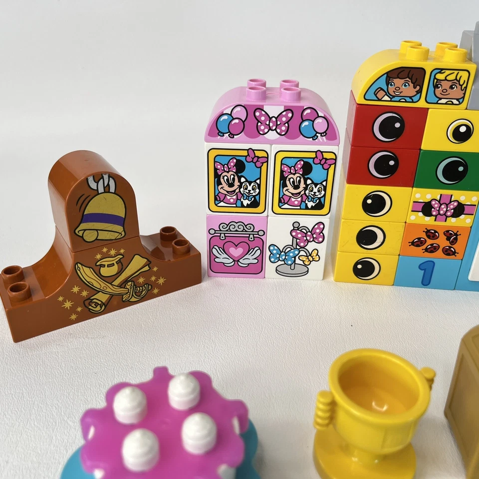 Lego Duplo Over 40 Specialty & Printed Bricks Blocks Replacement Parts Lot - Image 2 of 4