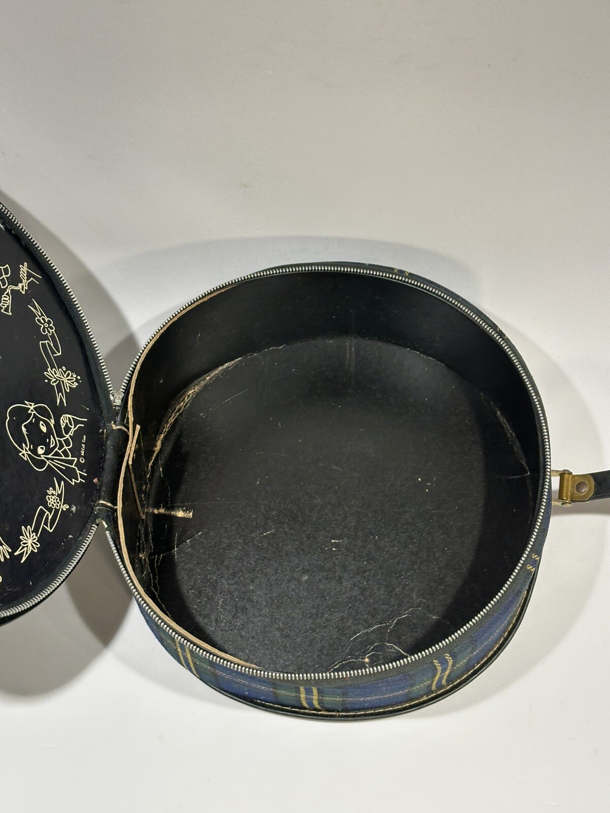 Picture 4 of 5