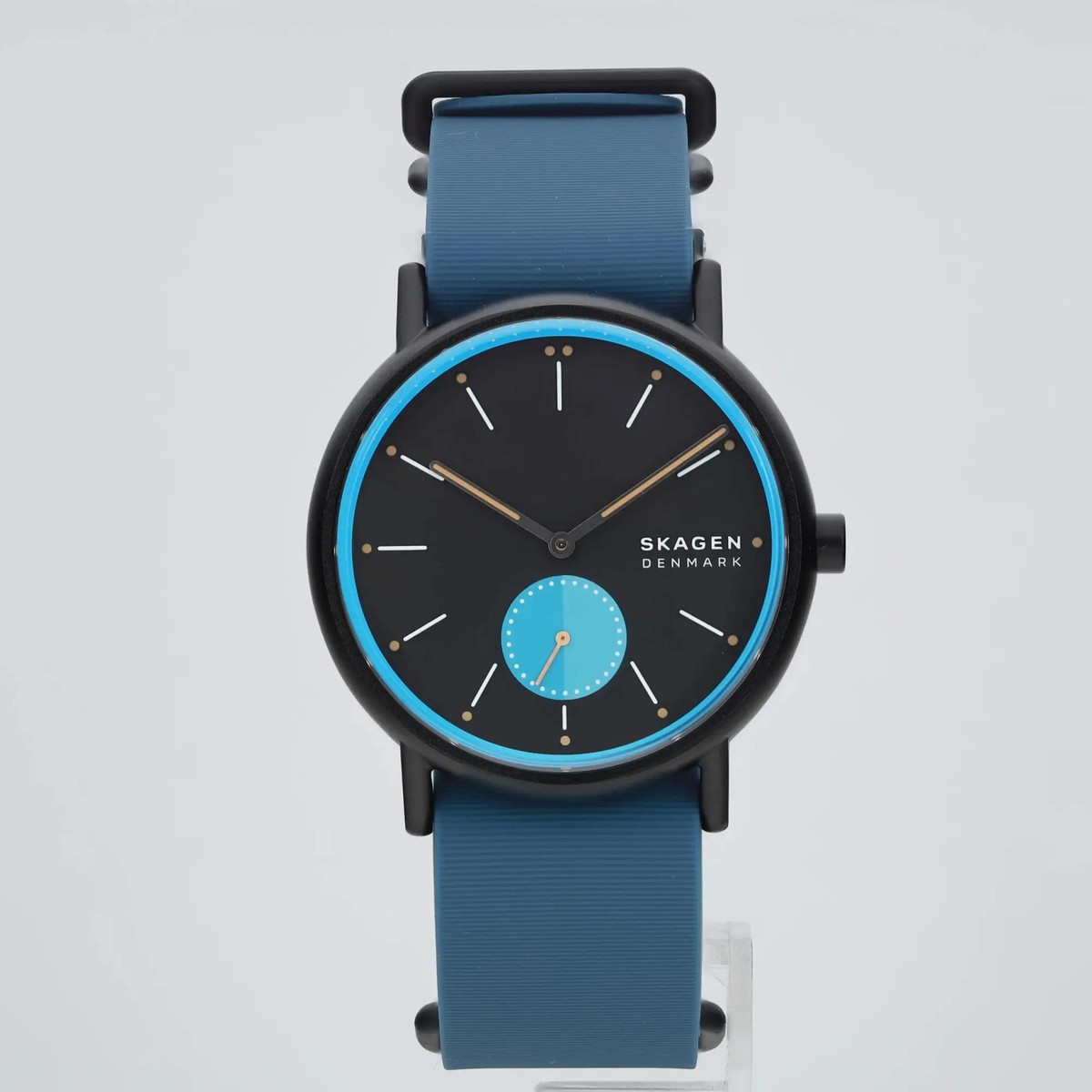 Skagen Signatur Field 42mm Aluminium Black Dial Blue Silicone