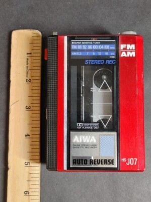 ULTRA RARE VTG RED AIWA HS-J07 AM / FM CASSETTE RECORDER FOR PARTS