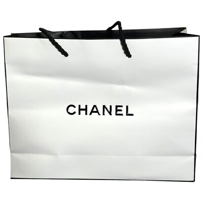 Chanel White Paper Shopping Gift Bag w Black Rope Handles  display picture 3