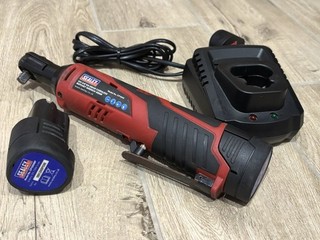 Sealey 12V 3/8" Vierkantantrieb Akku Ratschenschlüssel 45NM Modell Nr: CP1202