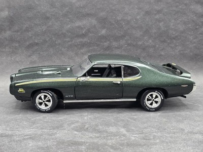 Ertl American Muscle 1969 Pontiac GTO The Judge 1:18 Scale Diecast
