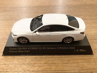 1/43 Carnel Toyota Crown 3.5 White Minicar | eBay