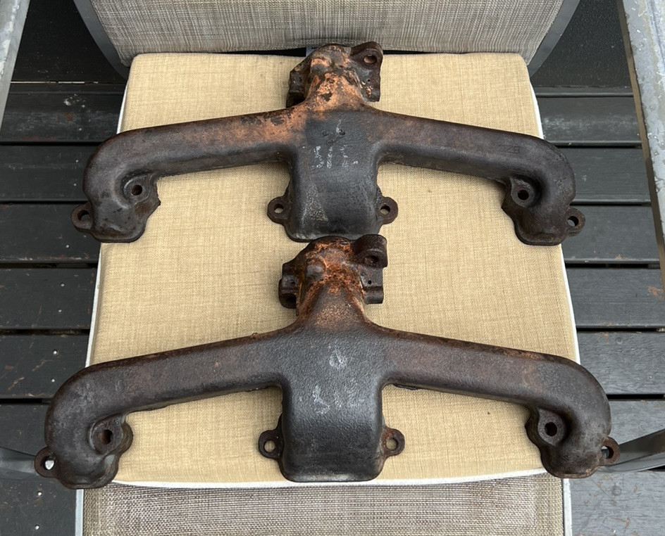 CHRYSLER 1969-81 VF-VG-VH-VK-CL-CM VALIANT 5.2L V8 318 GENUINE EXHAUST MANIFOLDS