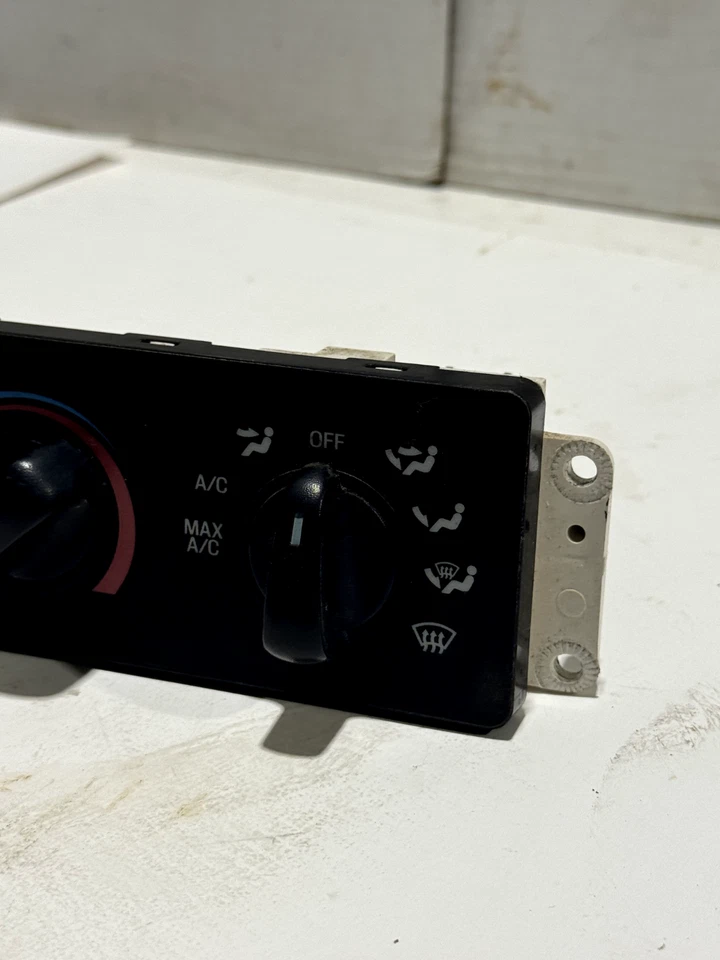 2002-2004 FORD F350 SUPERDUTY DIESEL CLIMATE HEATER CONTROL SWITCH USED - Image 4 of 4