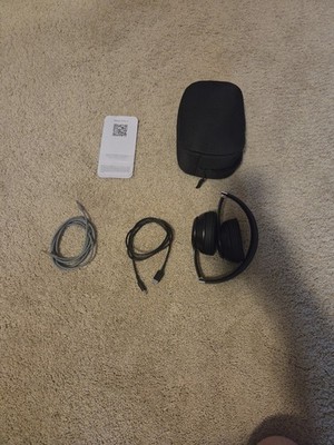 Beats by Dr. Dre Beats Solo 4 Wireless Bluetooth On-Ear Headphones Black