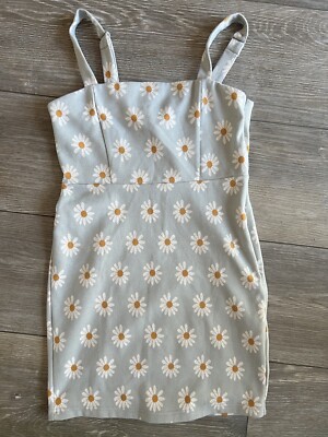 NWT! Forever 21 Daisy Stretch Dress Size Medium