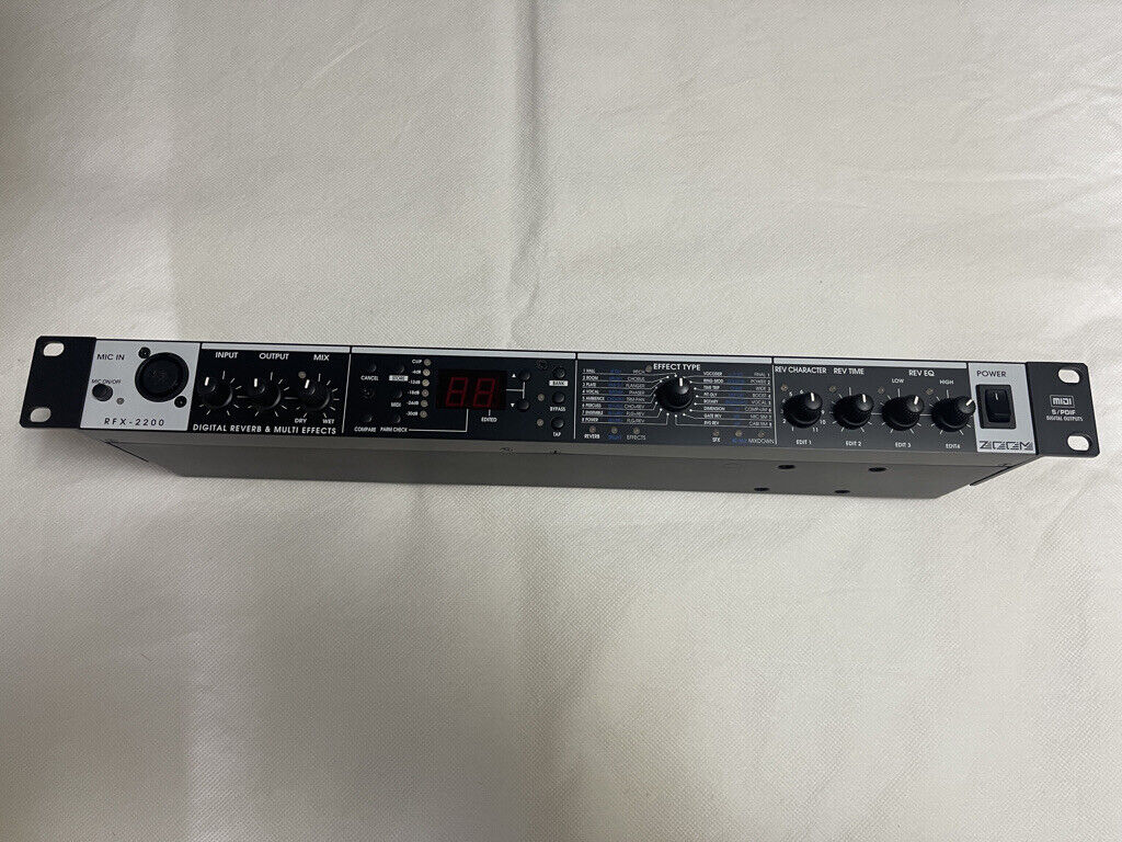 Excellent! ZOOM RFX-2200 Digital Reverb Multi Effects 1U Excellent! ZOOM RFX-2200 Digital Reverb Multi Effects 1U