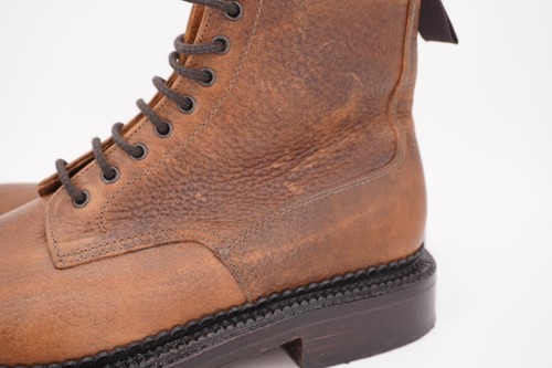USADO 5x | $770 BOTA GRENSON TRIPLE RIBETE MARRÓN UK 10 G US 11 GOODYEAR NOBUCK - Imagen 4 de 17