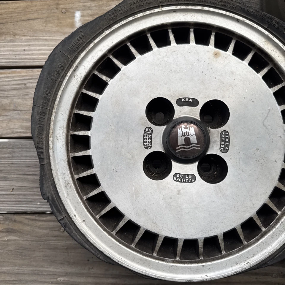 VW Audi Golf Jetta Rabbit 13” Wolfsburg Rueda Itala Tipo 22C Juego de cuatro Mk1 Mk2 Foto 4 de 4