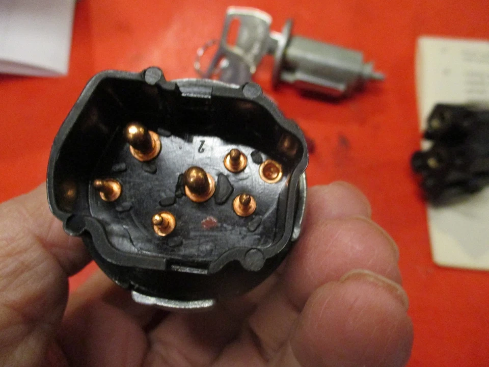 FORD F100, F250-F350 MUSTANG-COUGAR-LINCOLN 1968-70 ENCENDIDO-INTERRUPTOR-LLAVE-ARNÉS Foto 3 de 4