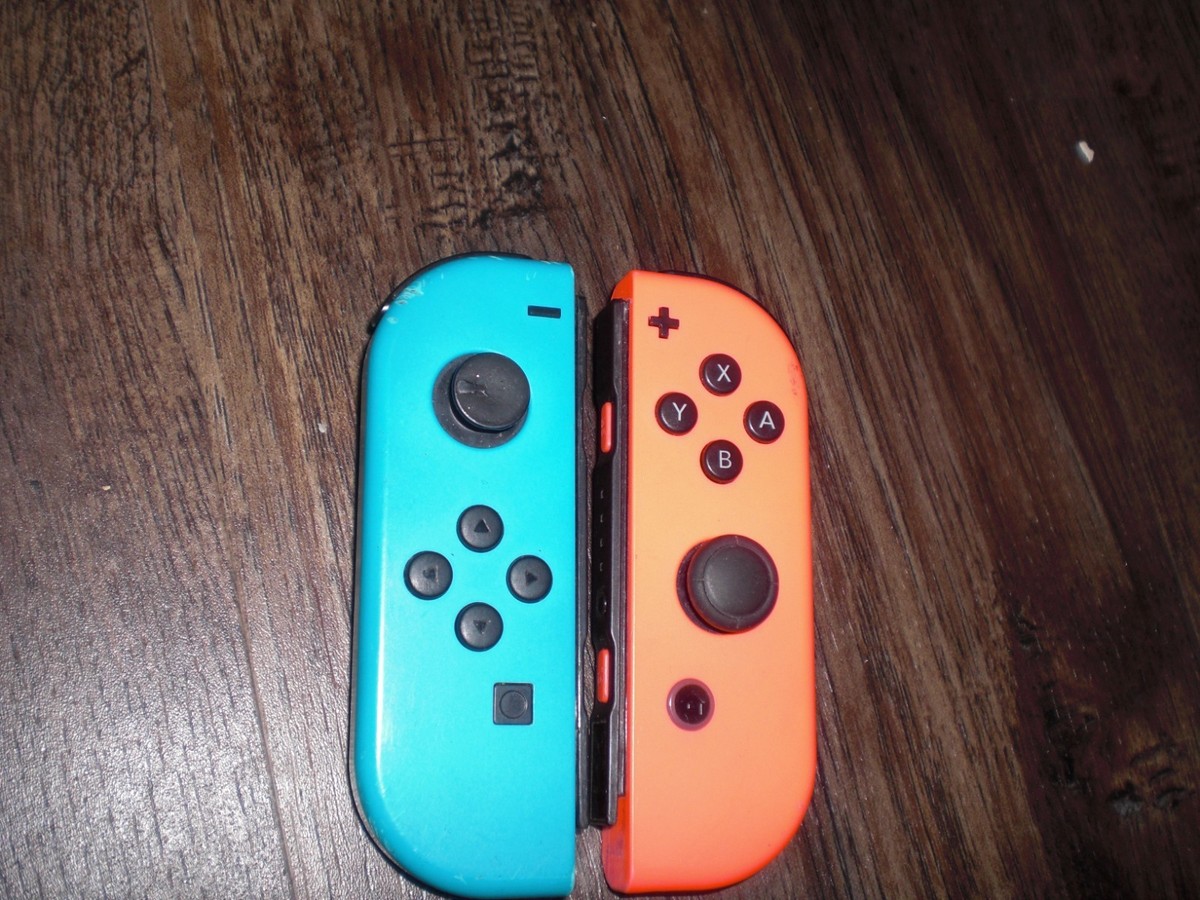 OEM Nintendo Switch Joy Con Pair Blue Red AUTHENTIC GENUINE L R