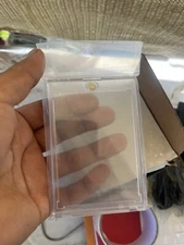 NEW  One-Touch Magnetic 55pt Trading Card Holder Sports Card Holder