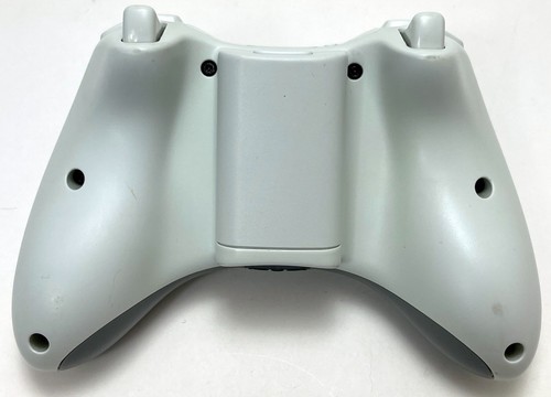 GENUINE Microsoft XBox 360 WHITE Wireless Controller gamepad OFFICIAL gaming -B- - Picture 3 of 6