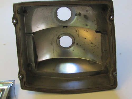 1969 Dodge Dart Left Hand (driver's side) Taillight Assembly - Picture 4 of 11
