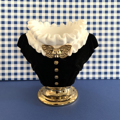 Bath & Body Works~ HEADLESS BUTLER & MAID ~ 3 Wick Pedestal Candle Holder ~ 2021 - Picture 2 of 5