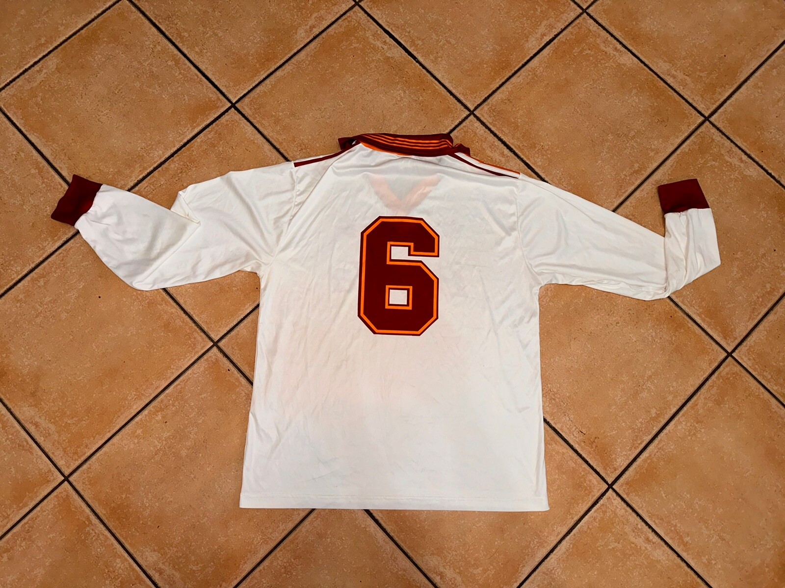 Foto 14 di 19