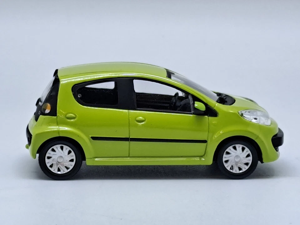 CARARAMA, CITROEN C1 Jaune, échelle 1/43, CAR32750 - Photo 3/4