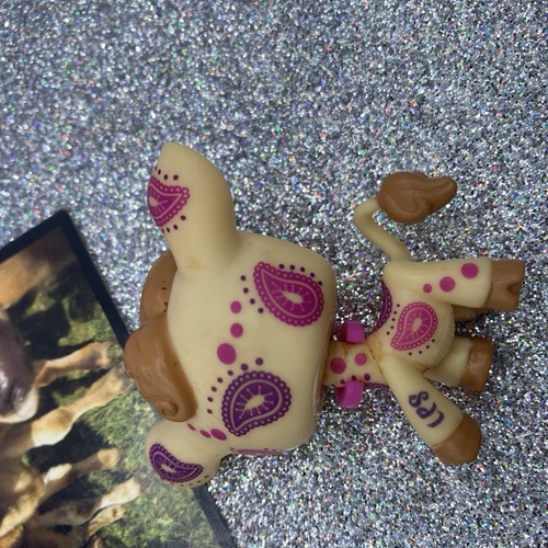 Hasbro LPS Littlest Pet Shop Paisley mucca con cartolina #1066 usato in ottime condizioni - Foto 4 di 6