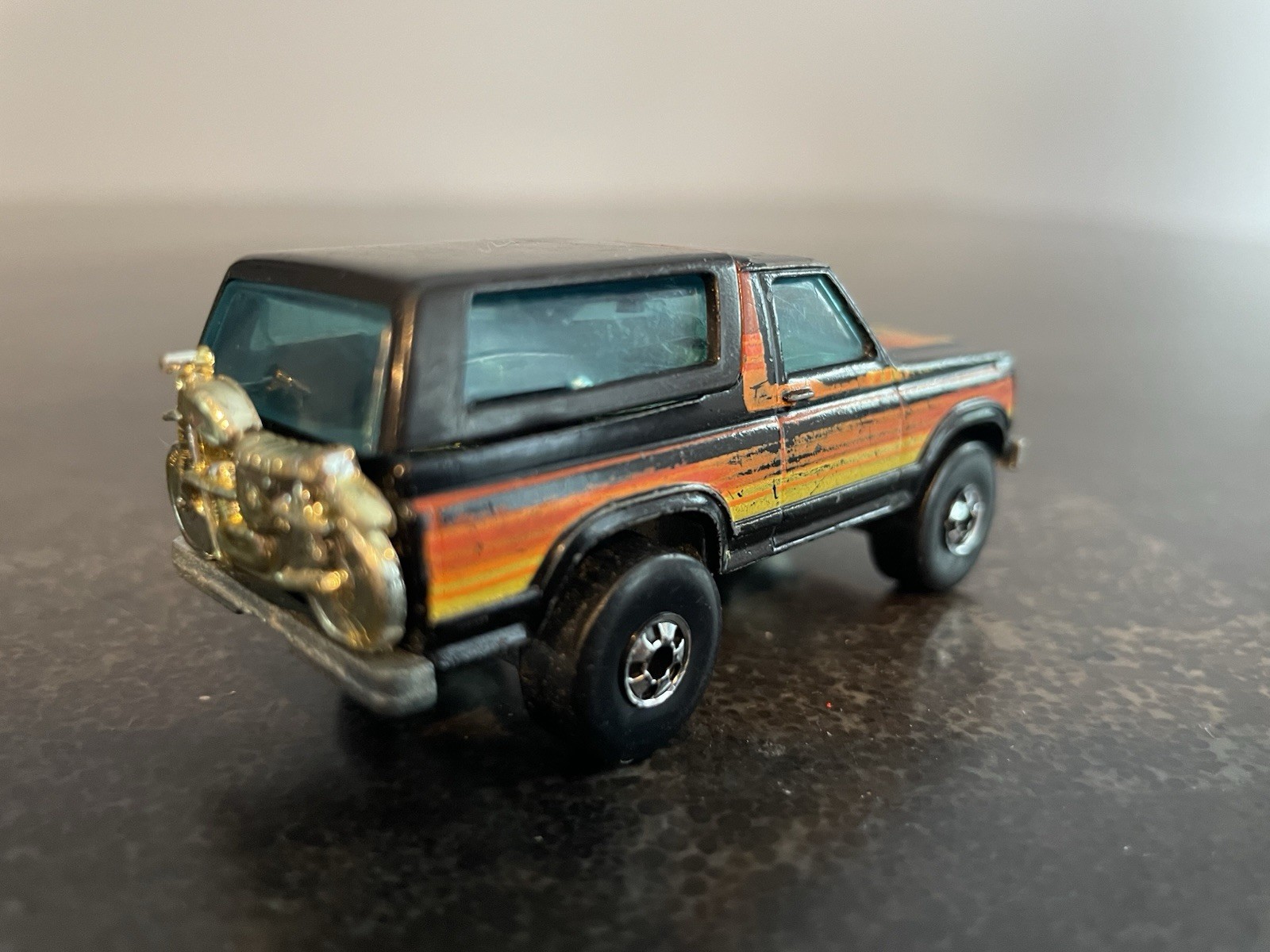 Picture 5 of 10