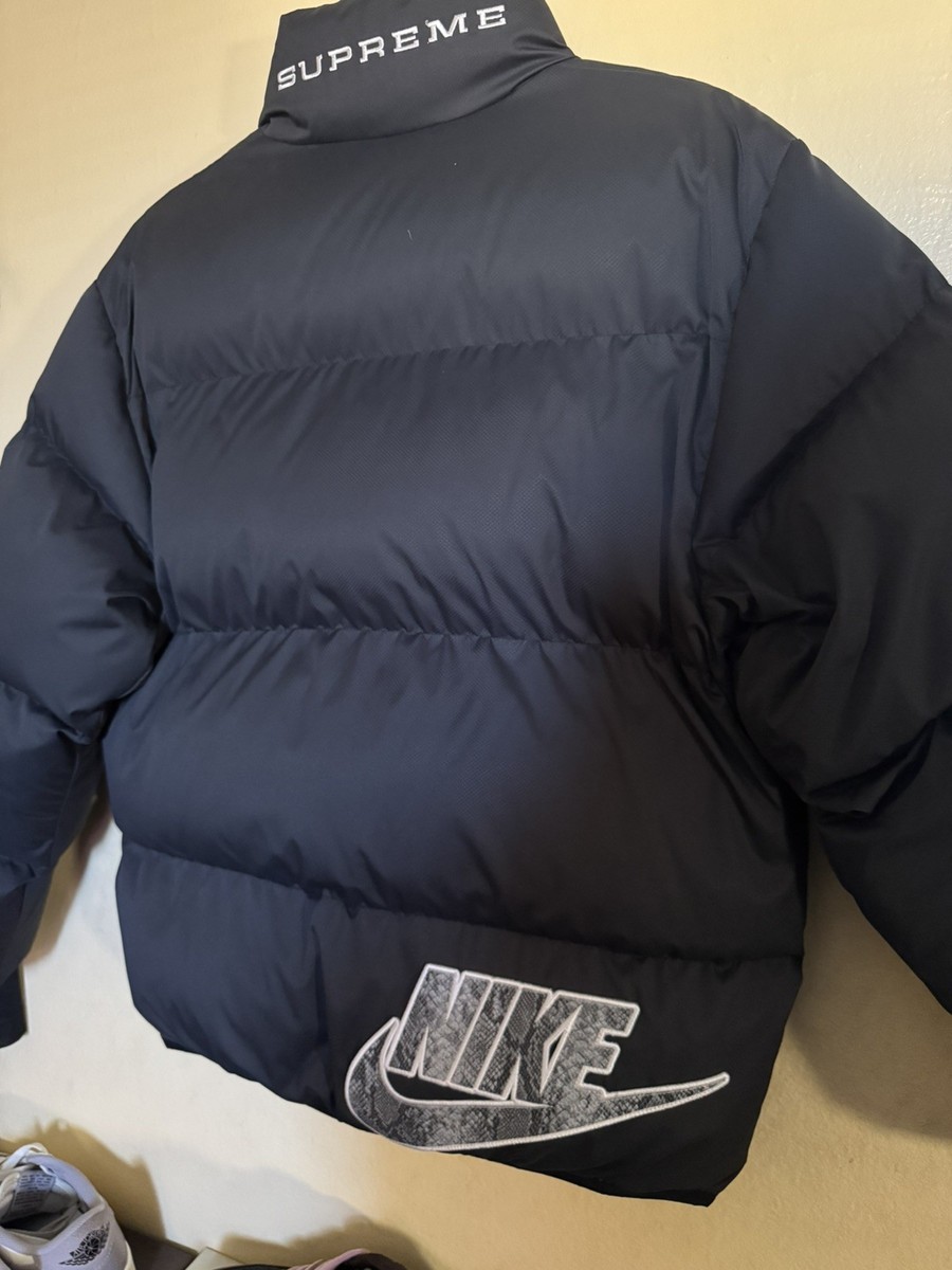 Supreme Nike Reversible Puffy Jacket SS21 Size Small - Black Supreme Nike Reversible Puffy Jacket SS21 Size Small - Black