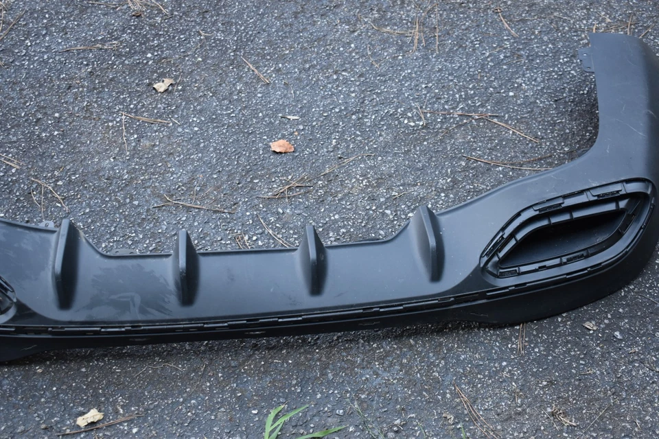 PARAGOLPES TRASERO INFERIOR MERCEDES BENZ CLA250 4MATIC 2014-2026 OEM A 118 885 03 02 Foto 3 de 4