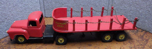 Vintage Red IH Eska Tru-Scale Ryerson Pressed Steel Delivery Stake Truck Semi BK