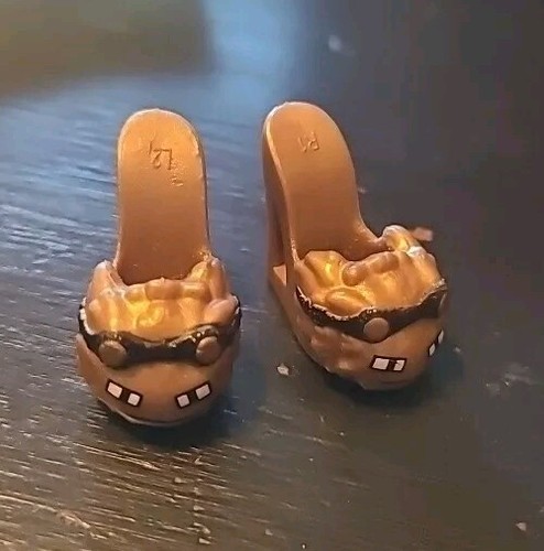Monster High Replacement Dead Tired Robecca Steam Bronze Slippers Shoes