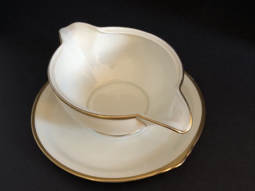 PirkenHammer/Stern, Czechoslovakia, Art Deco Gravy Boat w/atch'd Plate 5100/15 - Picture 8 of 12