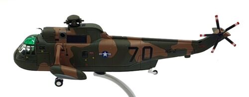 Corgi 1/72 Scale AA33423 - Sikorsky SH-3A Sea King HS-2 Golden Falcons - Vietnam - Picture 4 of 8