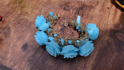 Blue Rose Beaded Bracelet. Statement Fashion Jewelry. Vintage Inspired. - Picture 2 of 3