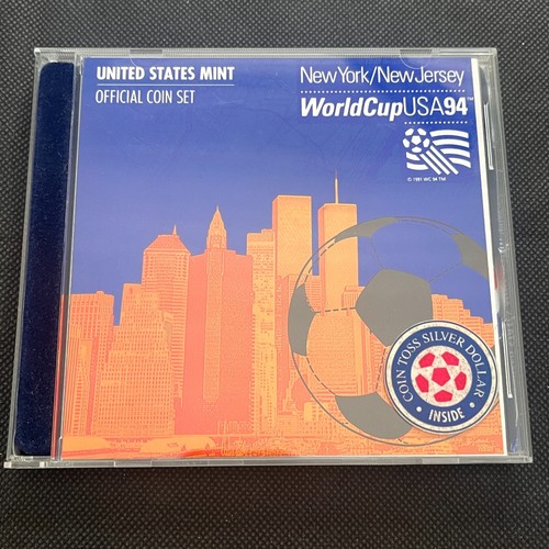 1994 WORLD CUP MINT SET NEW YORK NEW JERSEY GIANT STADIUM RARE PACKAGING #59M - Picture 1 of 9