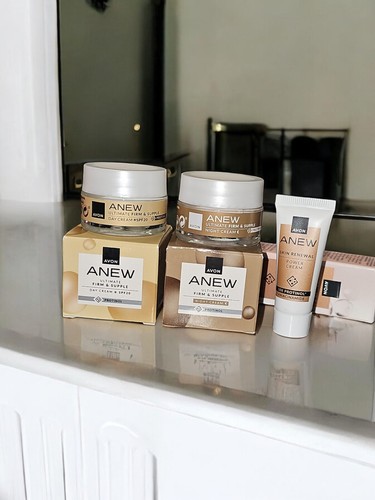 Avon Anew ULTIMATE FIRM & SUPPLE Tagespflege Set Tages Nacht Creme Serum Reise - Bild 7 von 24