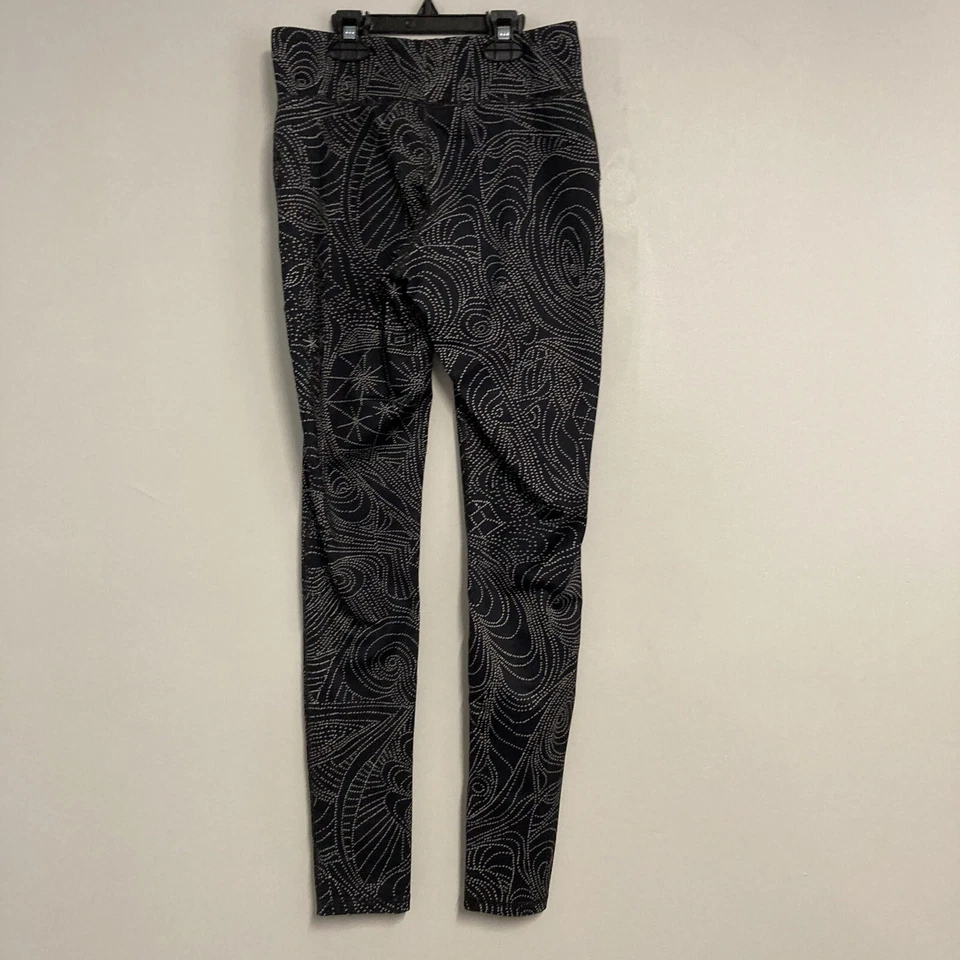 MOSSIMO SUPPLY CO WOMEN’S LEGGINGS Black w/ Geometric White Pattern size SMALL - Image 4 of 4