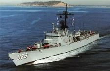 Postcard Destroyer Parana D-29