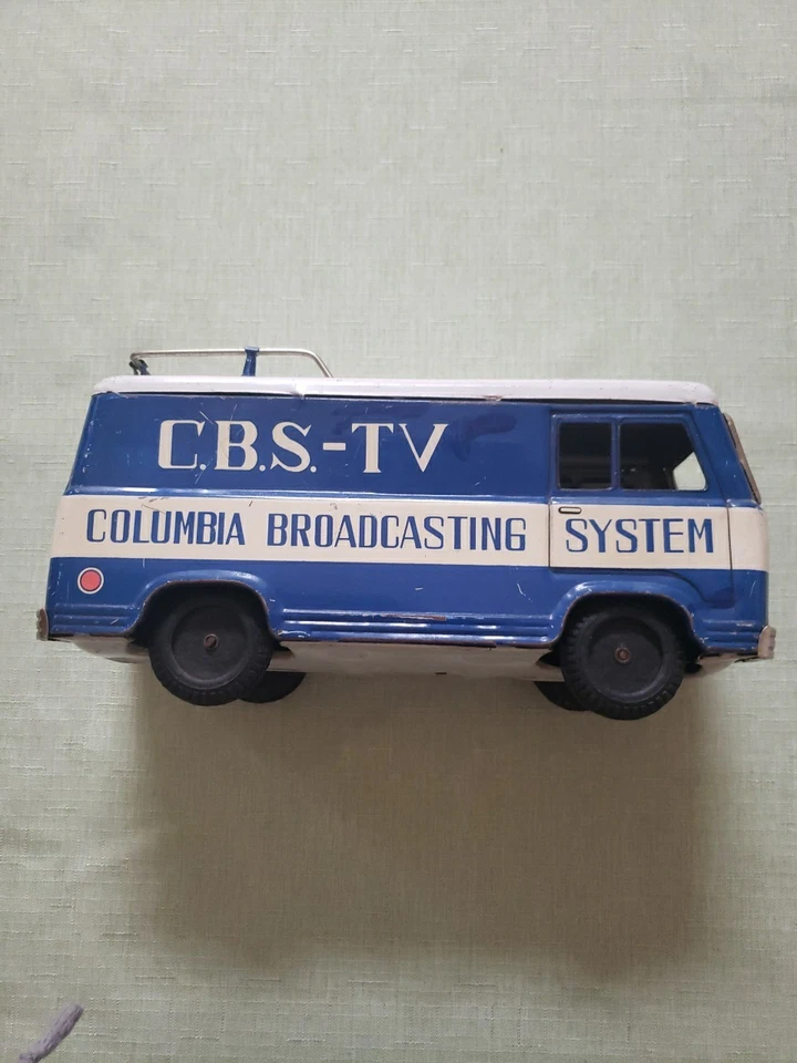 CBS-TV BUS Foto 3 de 4