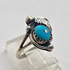 SOUTHWEST VINTAGE 925 STERLING SILVER NATURAL 8x6 mm. TURQUOISE RING SIZE 6.25