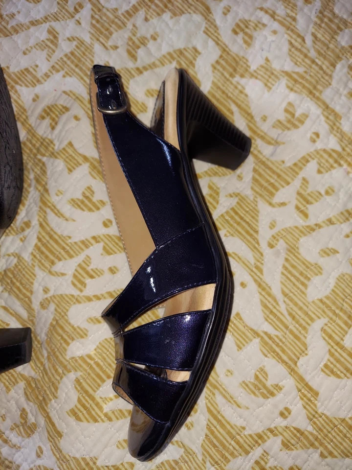 Soft Spots NAVY Women's Neima Patent Slingback Sandals Sz 9.5 M - New w/o box - Image 4 of 4