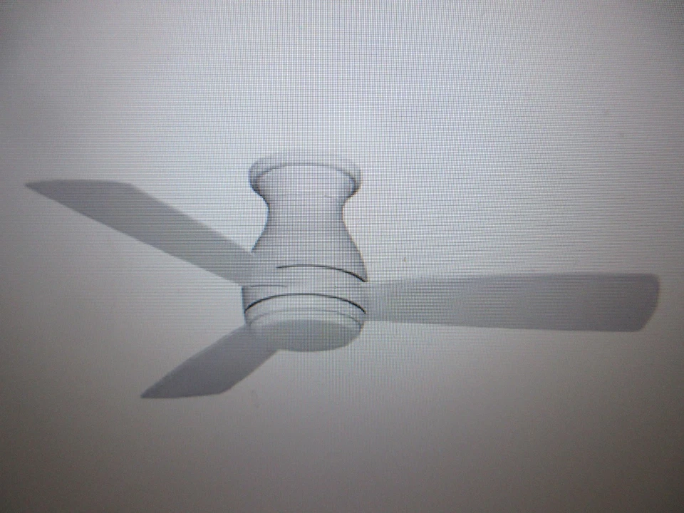 Fanimation Hugh 44 in. Integrated LED Indoor/Outdoor Matte White Ceiling Fan - Image 2 of 4