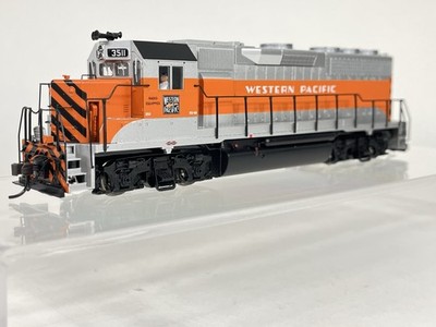 Atlas HO Western Pacific WP #3511 GP-40 DC Powered