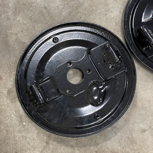 Porsche 356 Pre-A Front Backing Plate Pair DRUM BRAKE Left & Right Set - Picture 5 of 6
