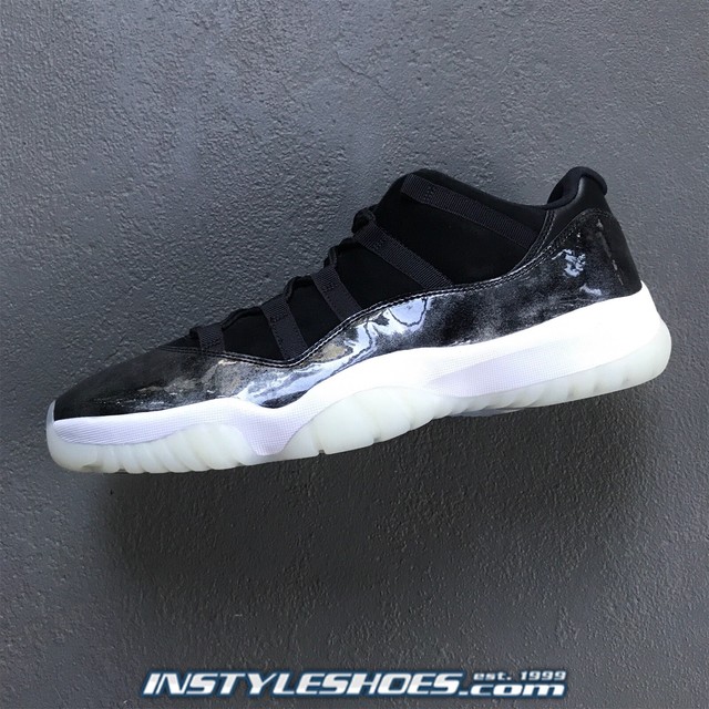 Nike Air Jordan 11 Low Schoenen