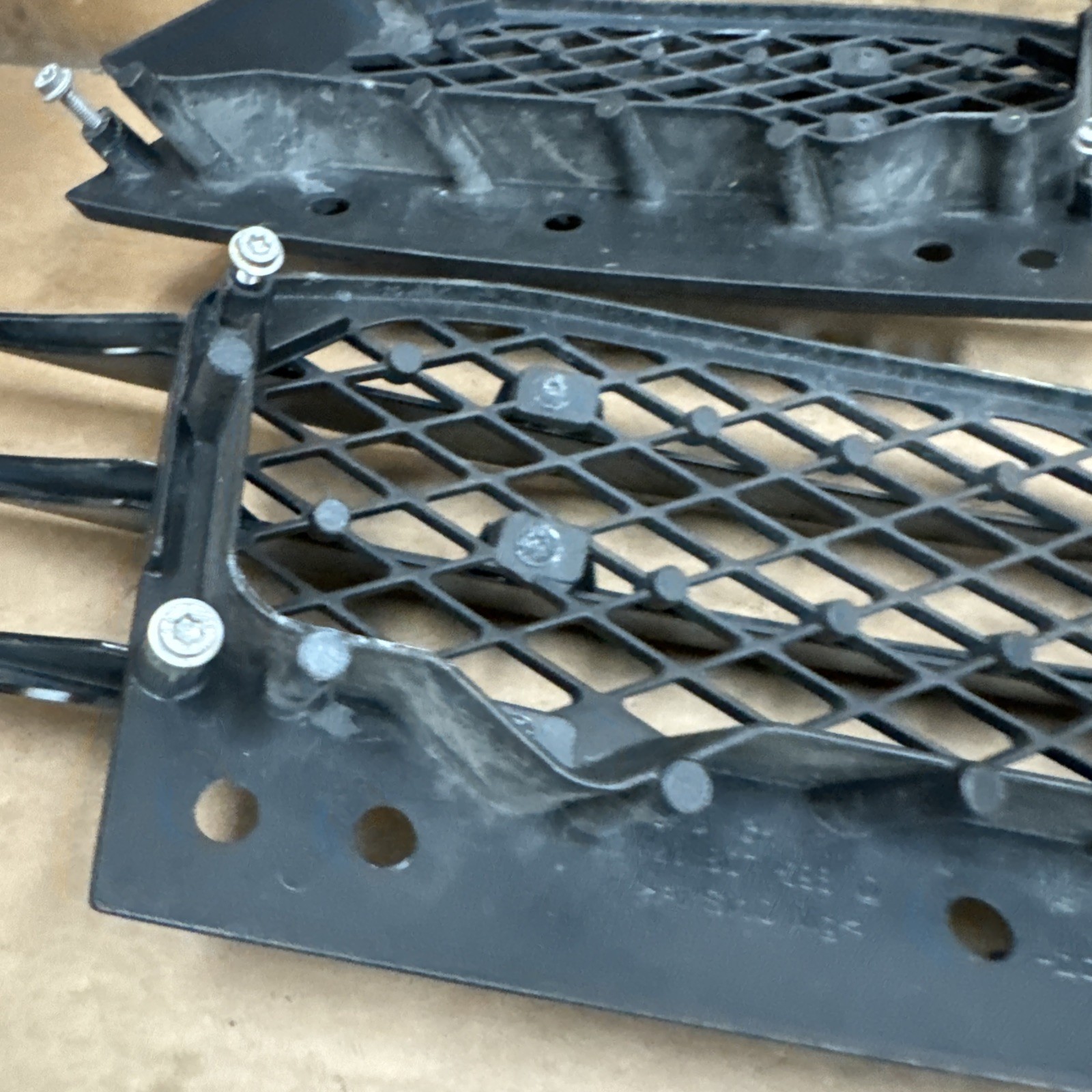 Rear Bumper Right Left Trim Panel Air Vent Grille Audi R8 2014 2015 Side 3125